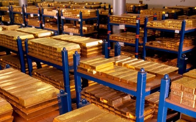 Secure Gold Vault with Banking Security